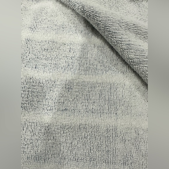 Hugo Boss Beach Towel - Picture 4 of 15